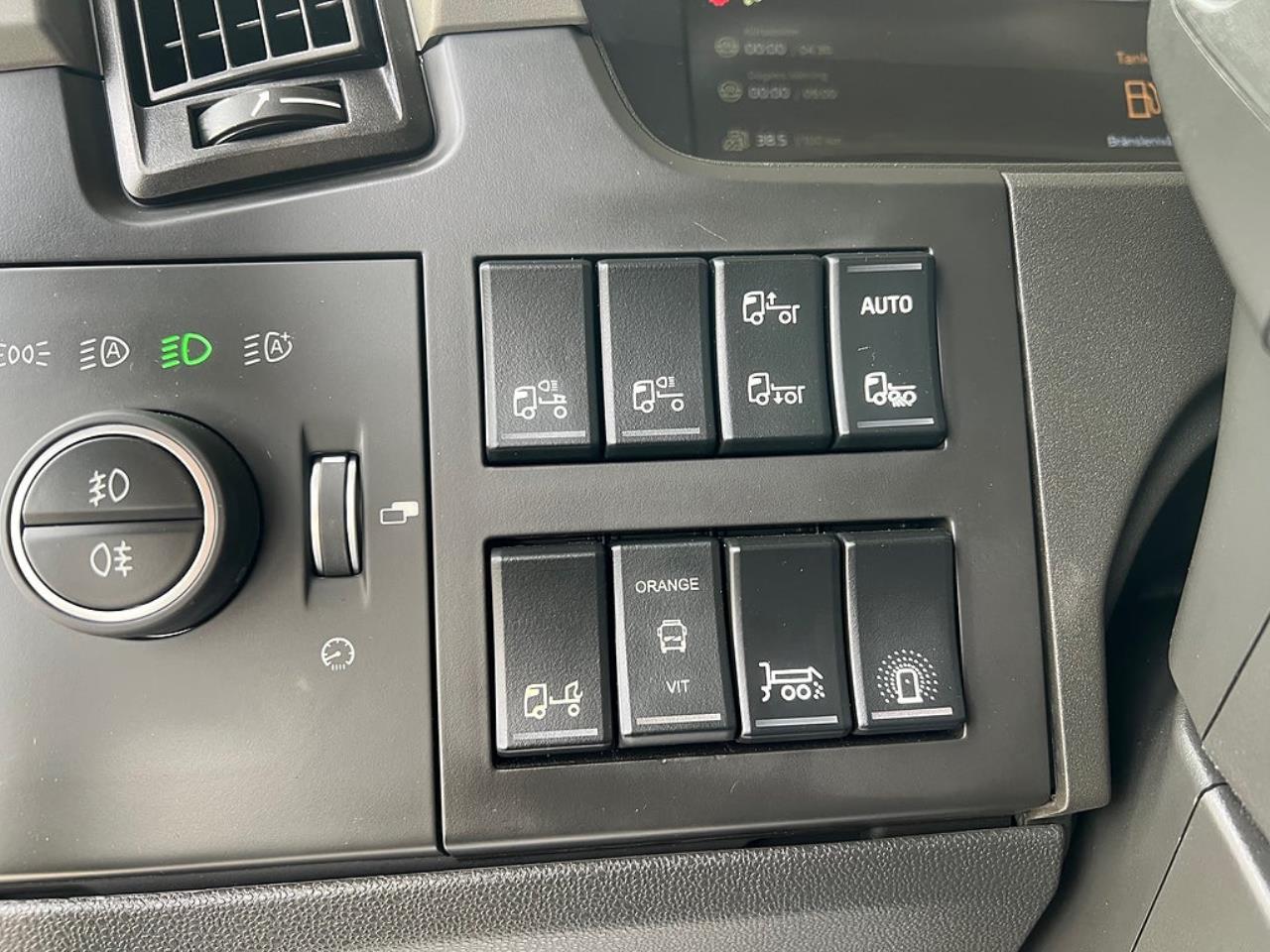 Volvo FM13 500 6x2*4 Kranv&auml;xlare Hiab Kran Komplett Skopa & Flak 2024 - Kran