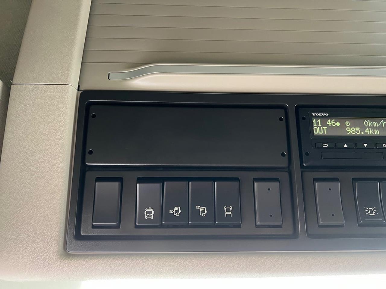 Volvo FM13 500 6x2*4 Kranv&auml;xlare Hiab Kran Komplett Skopa & Flak 2024 - Kran