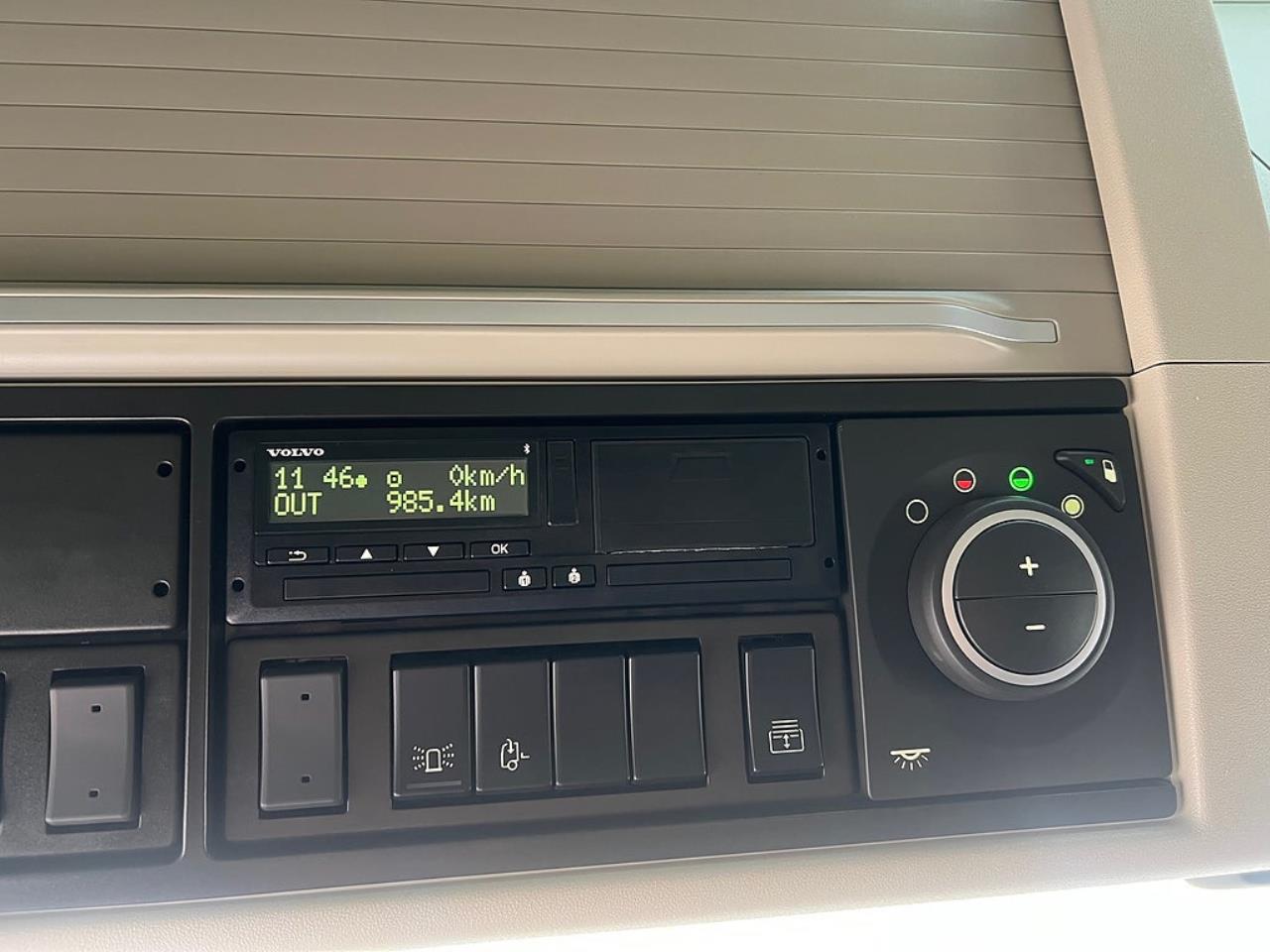 Volvo FM13 500 6x2*4 Kranv&auml;xlare Hiab Kran Komplett Skopa & Flak 2024 - Kran