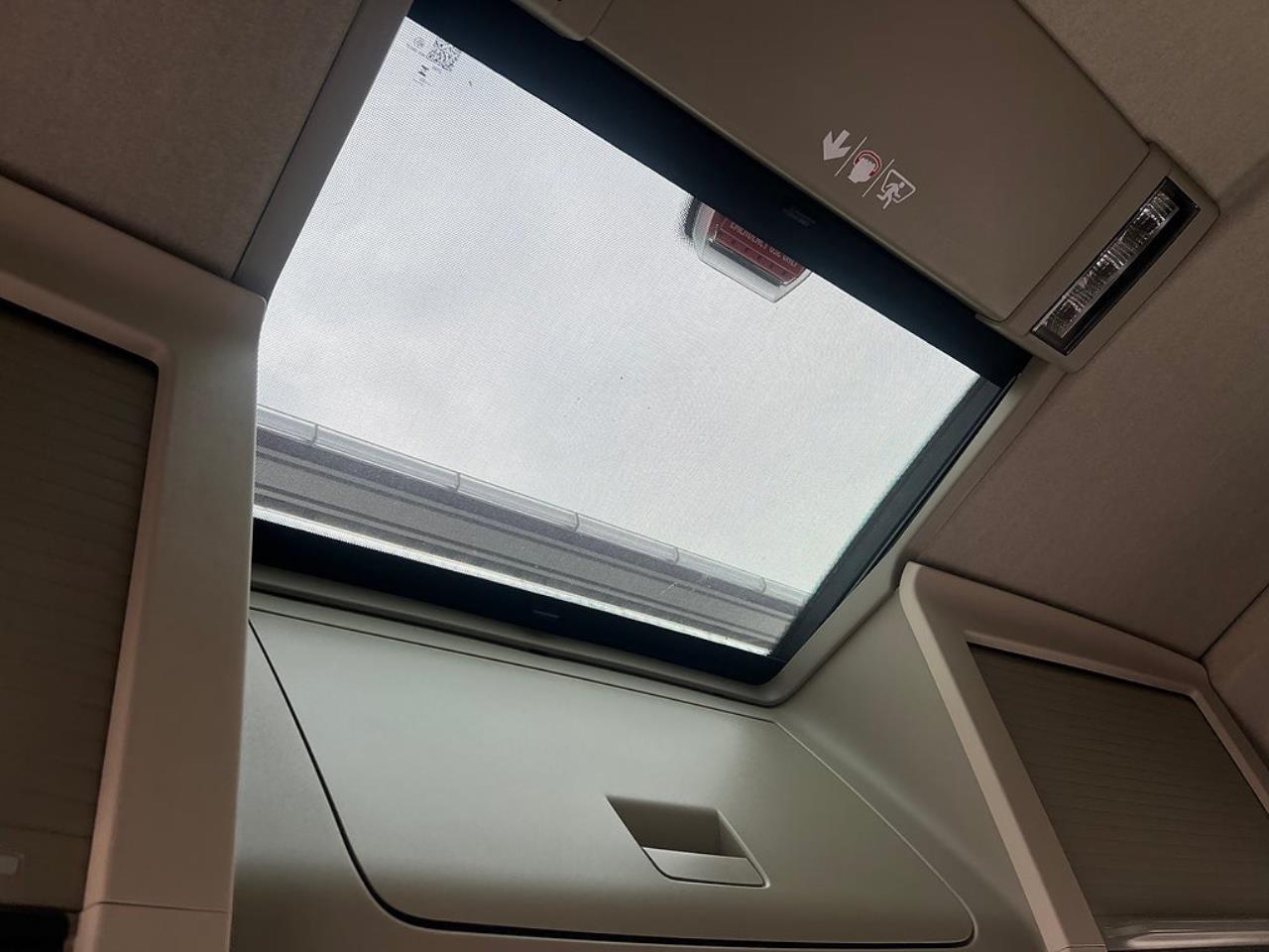 Volvo FM13 500 6x2*4 Kranv&auml;xlare Hiab Kran Komplett Skopa & Flak 2024 - Kran