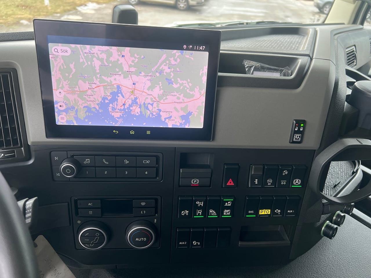 Volvo FM13 500 6x2*4 Kranv&auml;xlare Hiab Kran Komplett Skopa & Flak 2024 - Kran