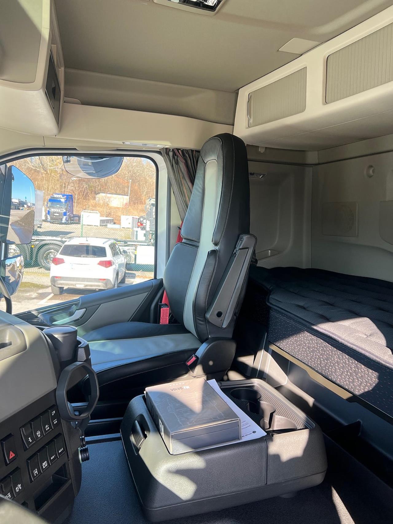 Volvo FM13 500 6x2 Dragbil ADR, *2800 Mil* 2023 - Dragbil