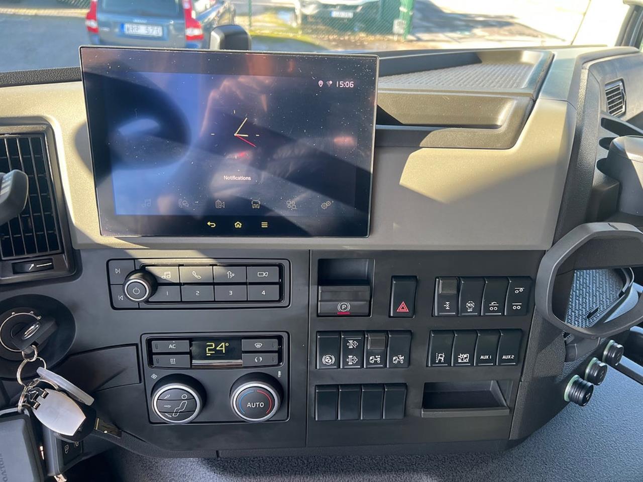 Volvo FM13 500 6x2 Dragbil ADR, *2800 Mil* 2023 - Dragbil