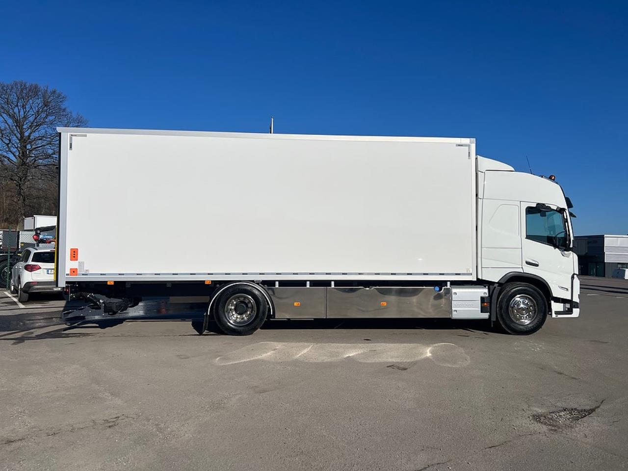 Volvo FM11 330 Sk&aring;p &Ouml;ppningsbarsida MKT Utrustning 18 Pall 2024 - Sk&aring;p