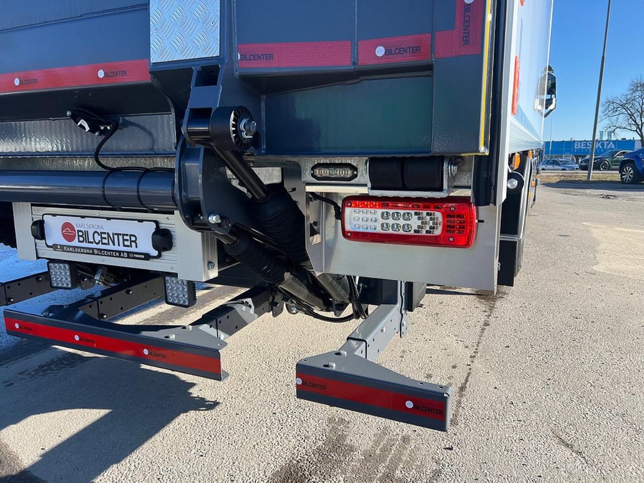 Volvo FM11 330 Sk&aring;p &Ouml;ppningsbarsida MKT Utrustning 18 Pall 2024 - Sk&aring;p