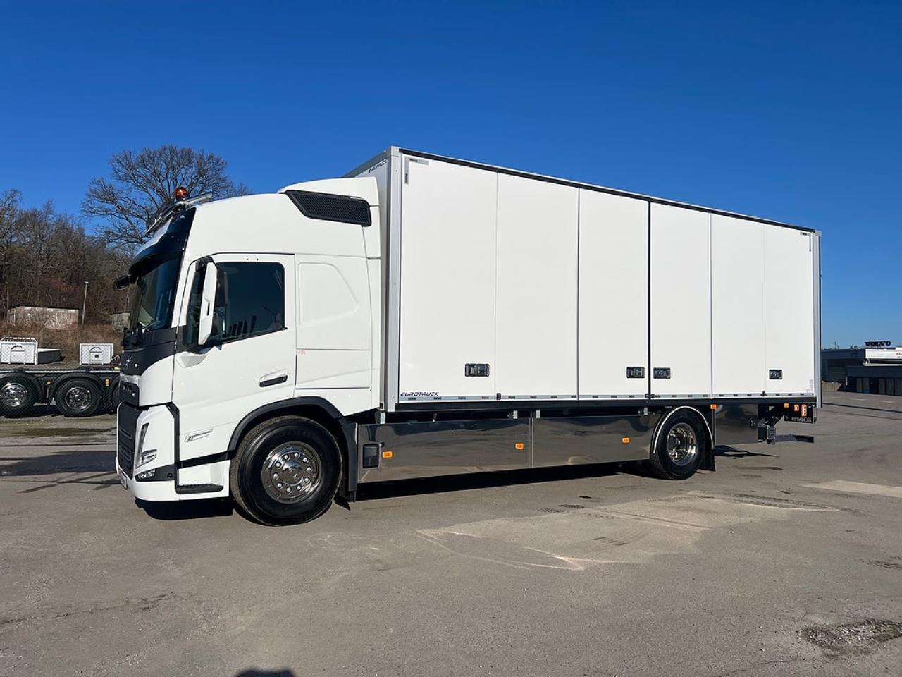 Volvo FM11 330 Sk&aring;p &Ouml;ppningsbarsida MKT Utrustning 18 Pall 2024 - Sk&aring;p