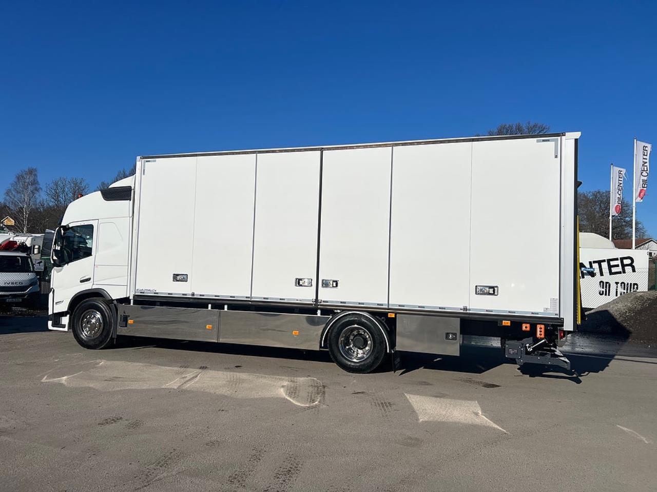 Volvo FM11 330 Sk&aring;p &Ouml;ppningsbarsida MKT Utrustning 18 Pall 2024 - Sk&aring;p