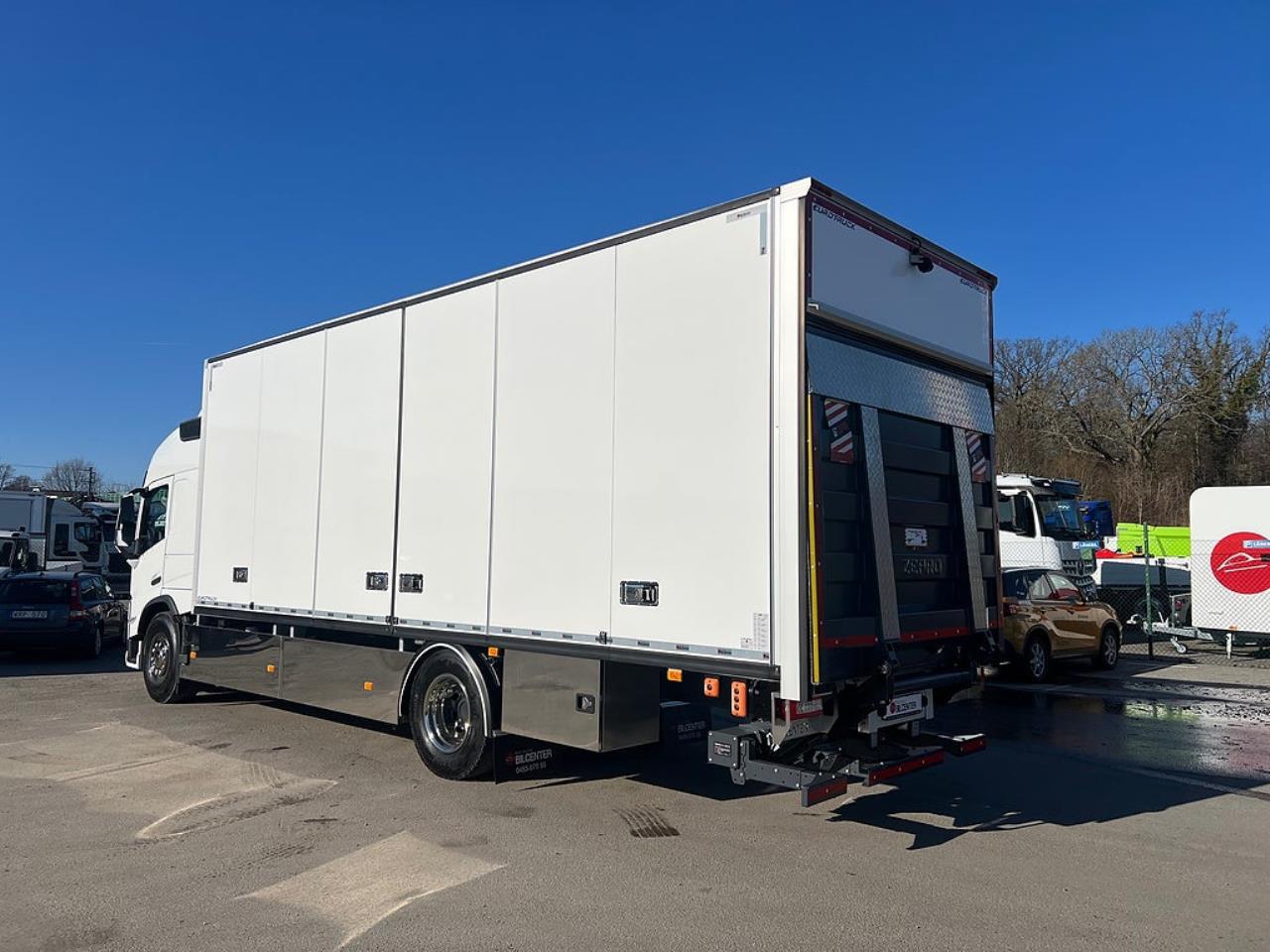 Volvo FM11 330 Sk&aring;p &Ouml;ppningsbarsida MKT Utrustning 18 Pall 2024 - Sk&aring;p