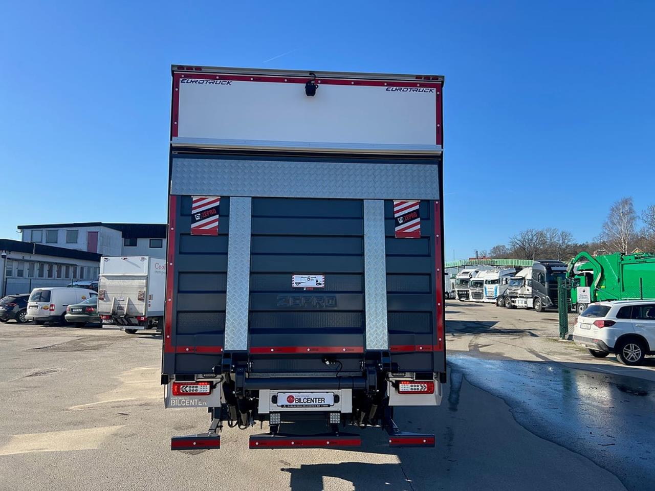 Volvo FM11 330 Sk&aring;p &Ouml;ppningsbarsida MKT Utrustning 18 Pall 2024 - Sk&aring;p