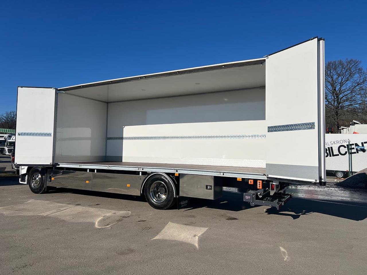 Volvo FM11 330 Sk&aring;p &Ouml;ppningsbarsida MKT Utrustning 18 Pall 2024 - Sk&aring;p