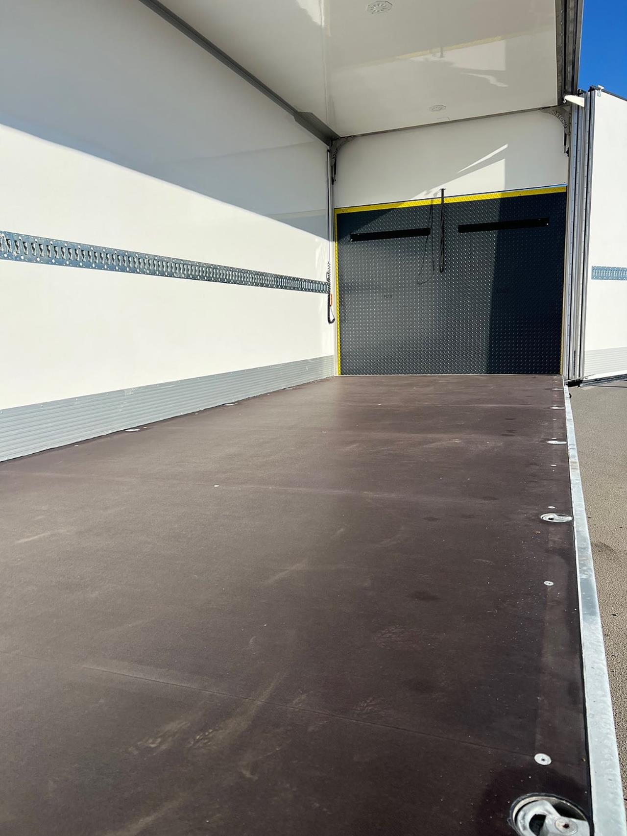 Volvo FM11 330 Sk&aring;p &Ouml;ppningsbarsida MKT Utrustning 18 Pall 2024 - Sk&aring;p