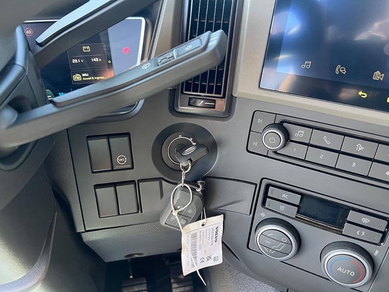 Volvo FM11 330 Sk&aring;p &Ouml;ppningsbarsida MKT Utrustning 18 Pall 2024 - Sk&aring;p