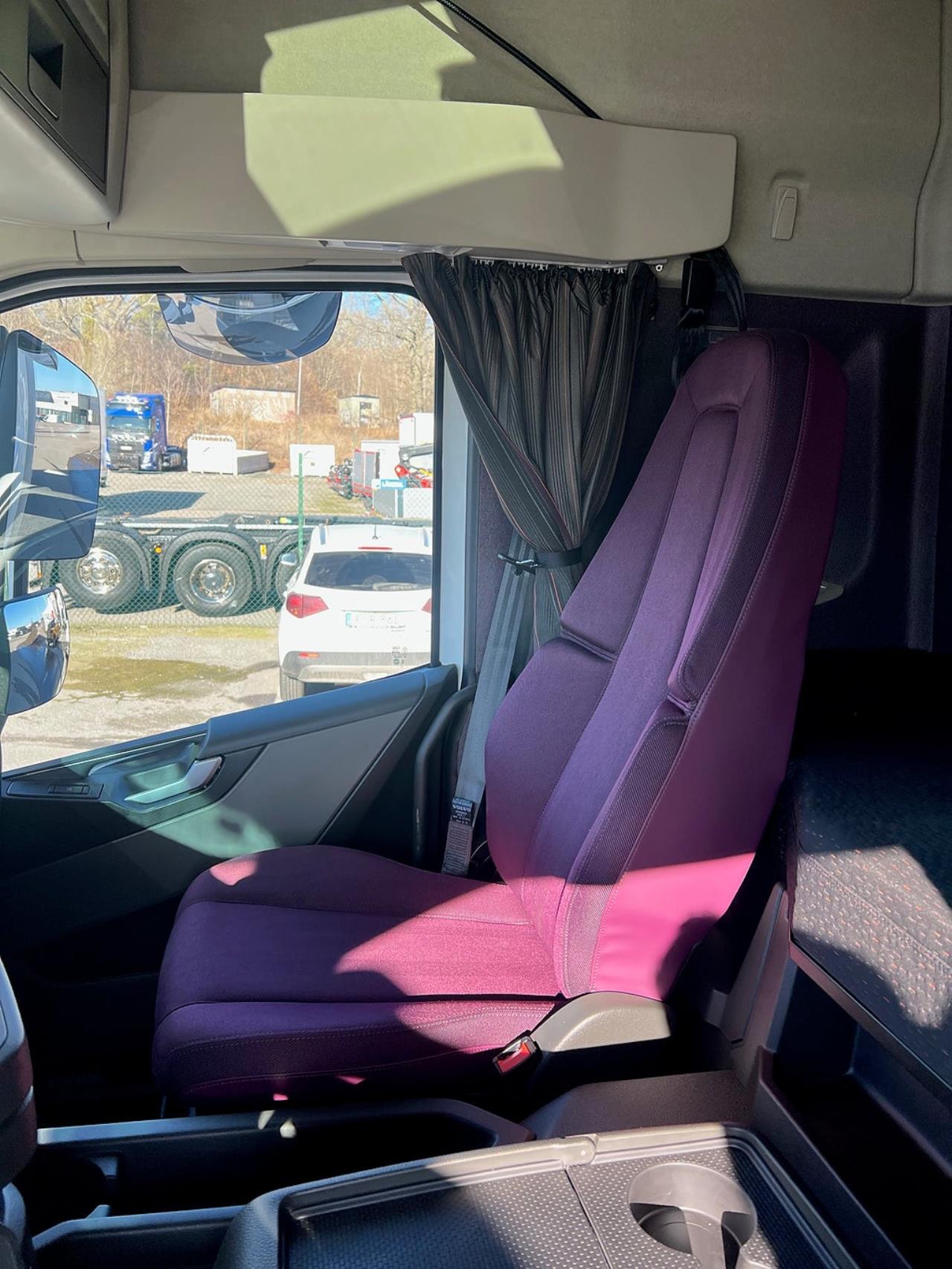 Volvo FM11 330 Sk&aring;p &Ouml;ppningsbarsida MKT Utrustning 18 Pall 2024 - Sk&aring;p