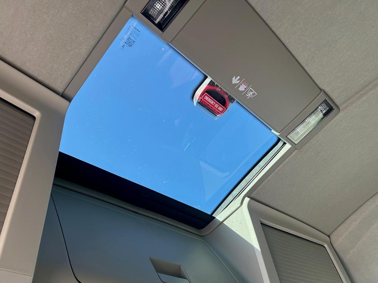 Volvo FM11 330 Sk&aring;p &Ouml;ppningsbarsida MKT Utrustning 18 Pall 2024 - Sk&aring;p