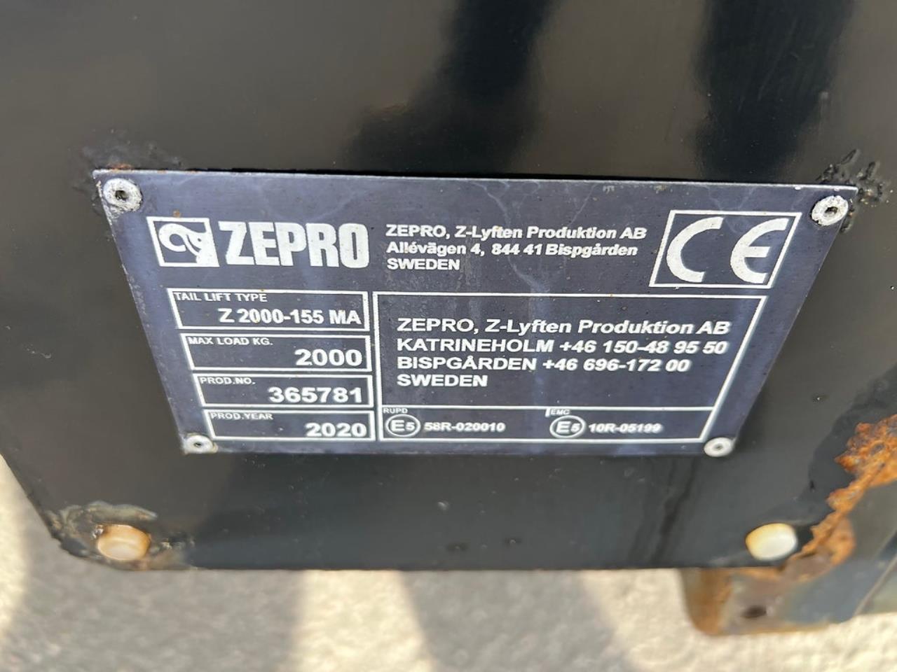 Volvo FM 330 4x2 Kylbil / Frysbil 2 Zons, Korridorbil 2020 - &Ouml;vrigt