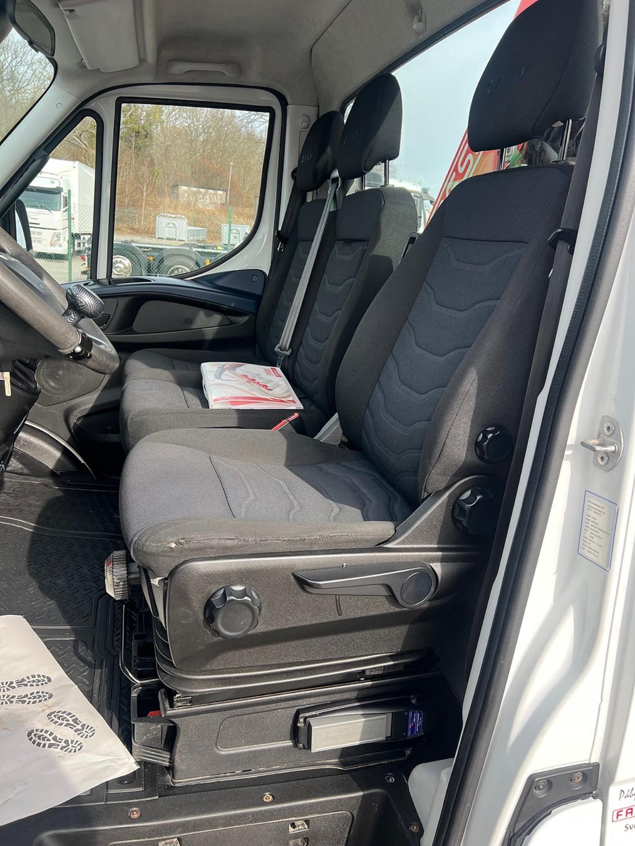 Iveco Daily 72C18 4x2 Kranbil Fassi F70 Kran, Euro 6 2019 - Kran