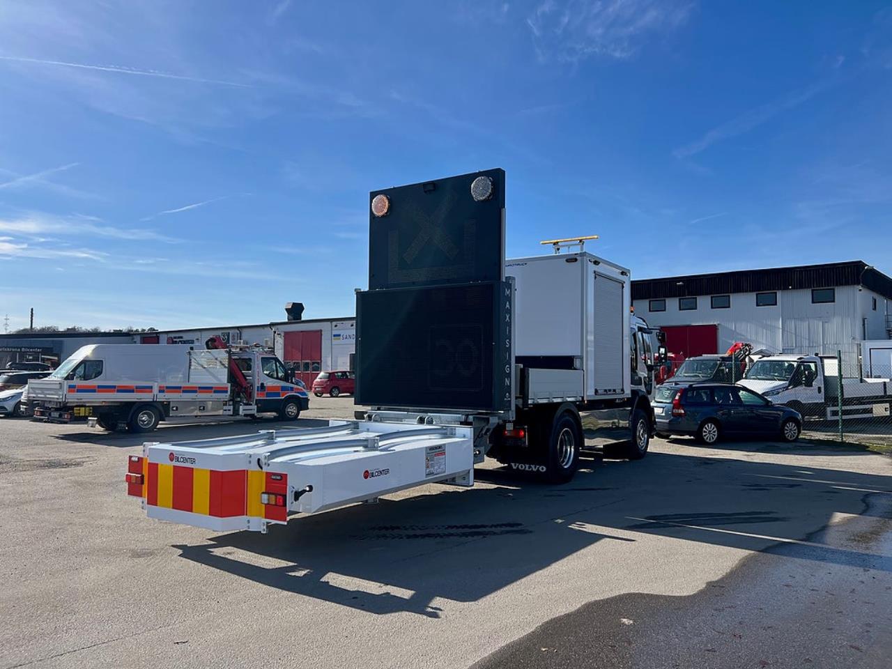 Volvo FE 320 4x2 TMA Bil Sk&aring;p MaxiSign Online & Verdegro 2023 - Sk&aring;p