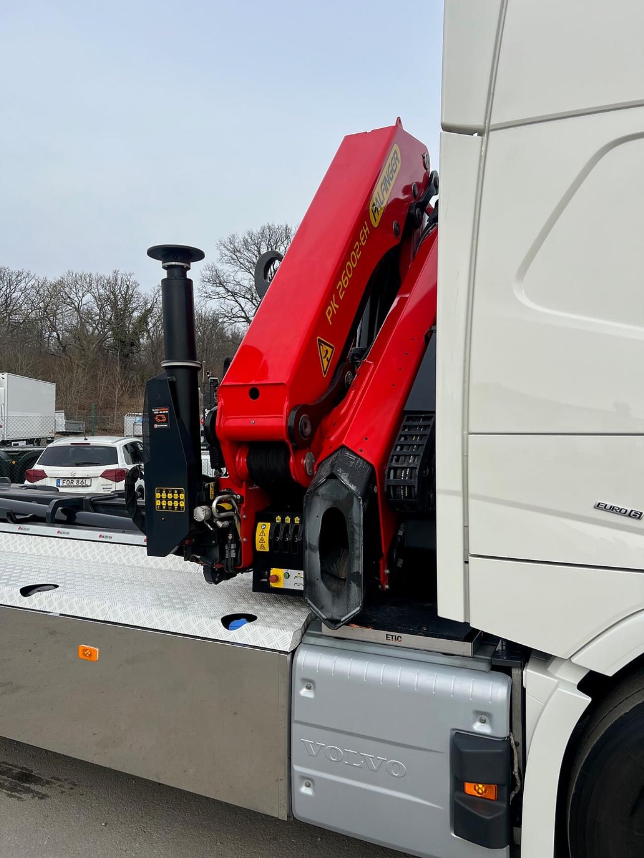 Volvo FM13 500 6x2*4 Kranv&auml;xlare Palfinger 26002 Kran 2024 - Kran