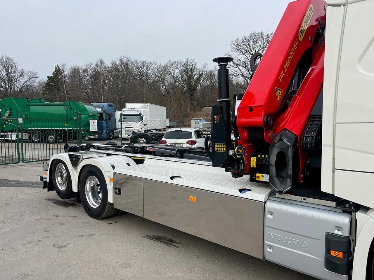 Volvo FM13 500 6x2*4 Kranv&auml;xlare Palfinger 26002 Kran 2024 - Kran