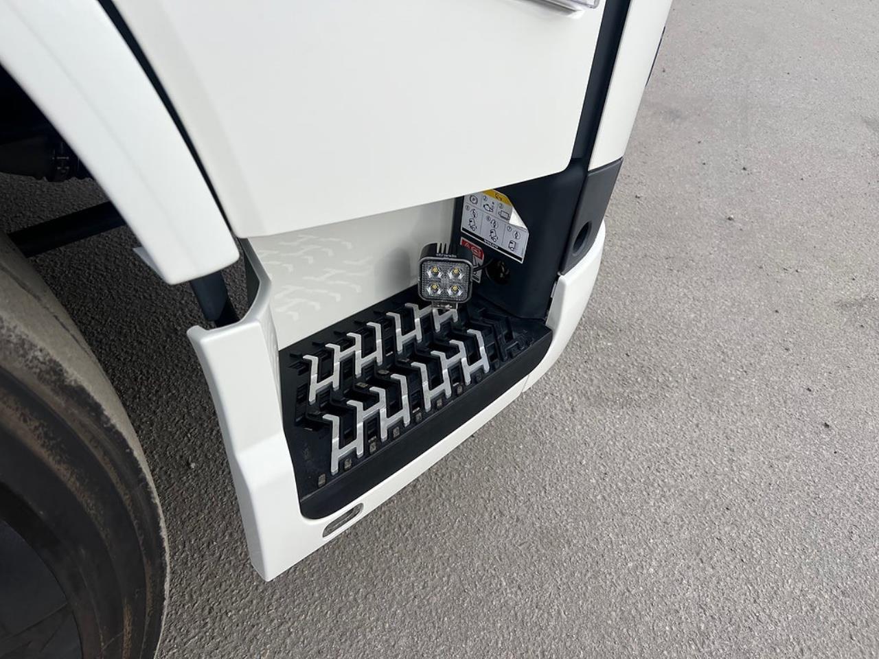 Volvo FM13 500 6x2*4 Kranv&auml;xlare Palfinger 26002 Kran 2024 - Kran