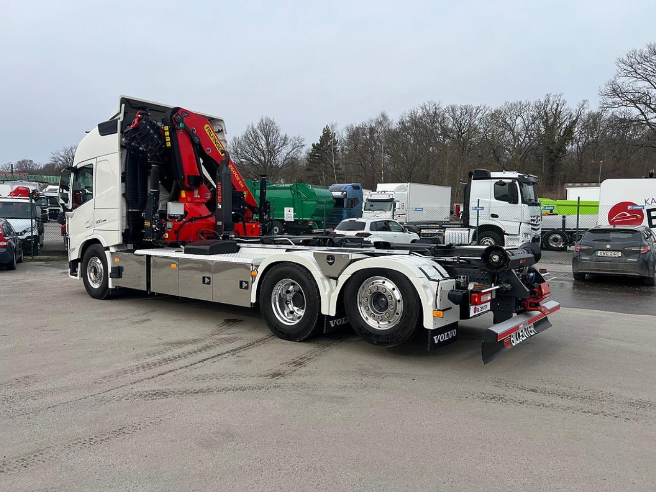 Volvo FM13 500 6x2*4 Kranv&auml;xlare Palfinger 26002 Kran 2024 - Kran