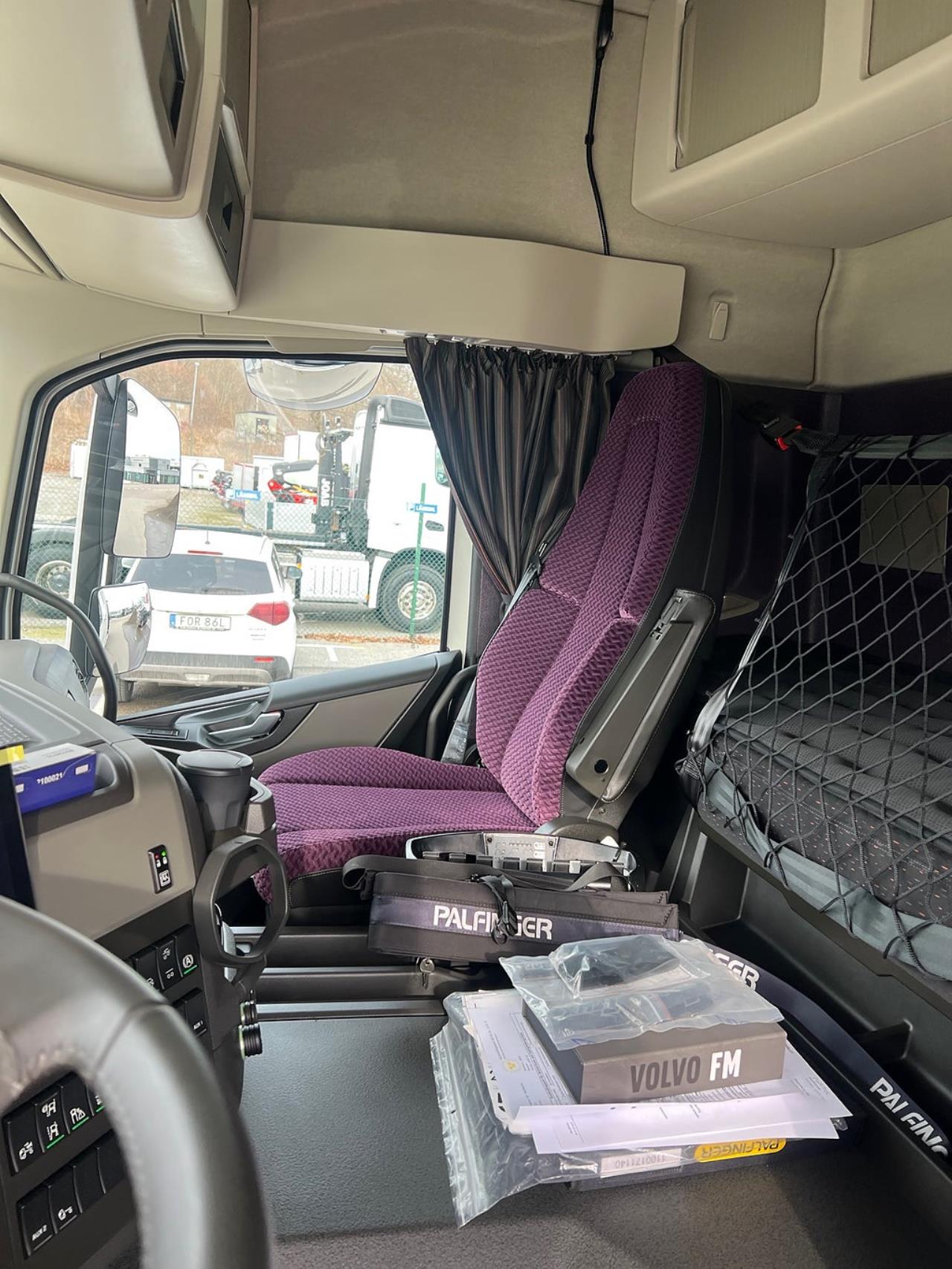 Volvo FM13 500 6x2*4 Kranv&auml;xlare Palfinger 26002 Kran 2024 - Kran