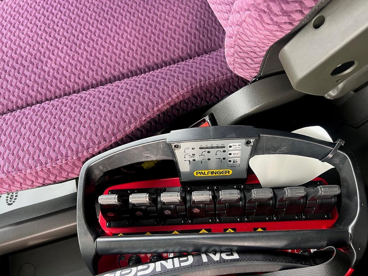 Volvo FM13 500 6x2*4 Kranv&auml;xlare Palfinger 26002 Kran 2024 - Kran