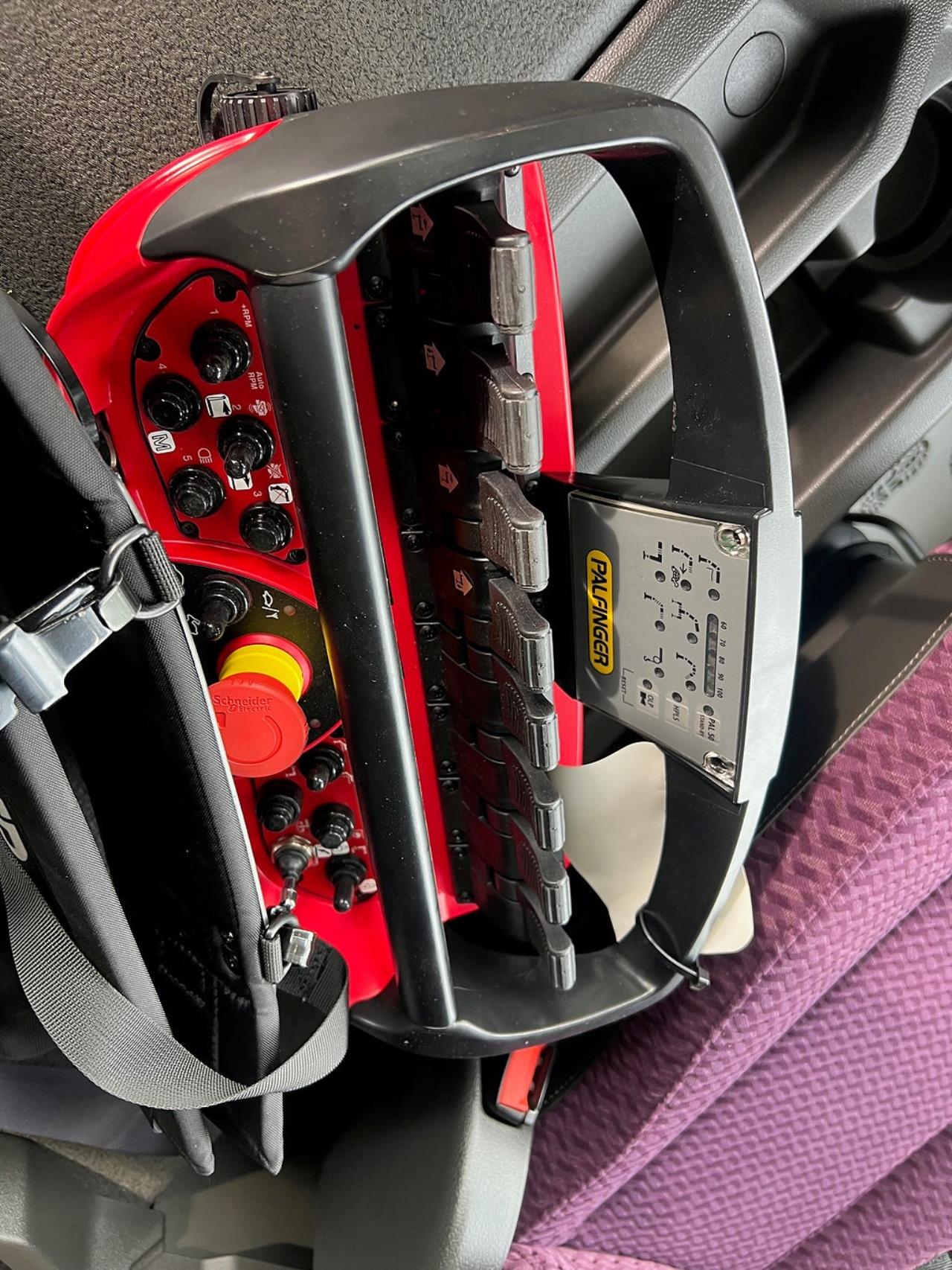 Volvo FM13 500 6x2*4 Kranv&auml;xlare Palfinger 26002 Kran 2024 - Kran