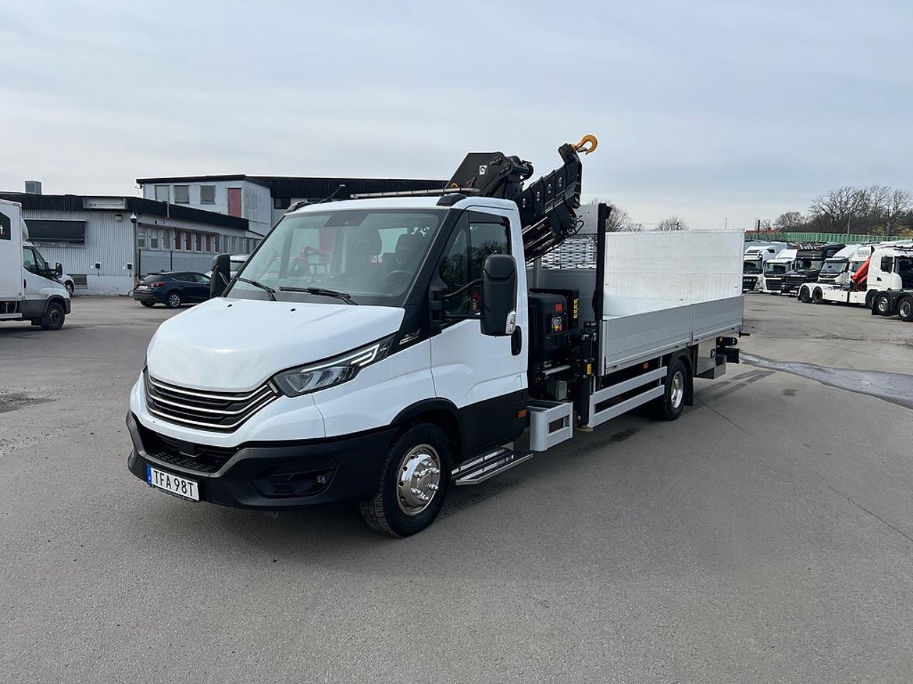 Iveco Daily 72C18 A8 Kranbil Hiab Kran & Z-Lift, Fullutrustad 2023 - &Ouml;vrigt