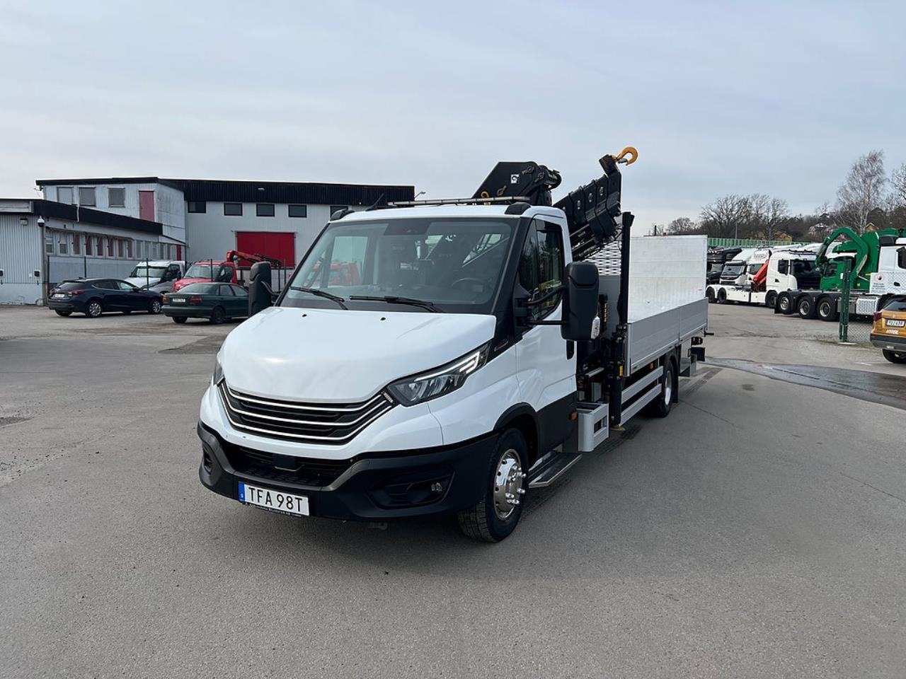 Iveco Daily 72C18 A8 Kranbil Hiab Kran & Z-Lift, Fullutrustad 2023 - &Ouml;vrigt