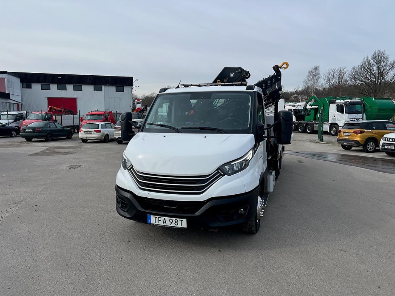 Iveco Daily 72C18 A8 Kranbil Hiab Kran & Z-Lift, Fullutrustad 2023 - &Ouml;vrigt