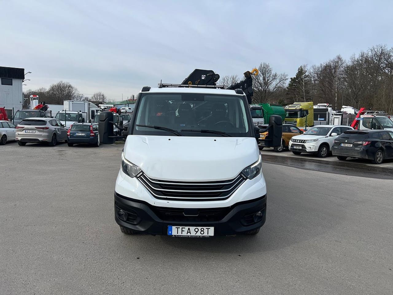 Iveco Daily 72C18 A8 Kranbil Hiab Kran & Z-Lift, Fullutrustad 2023 - &Ouml;vrigt