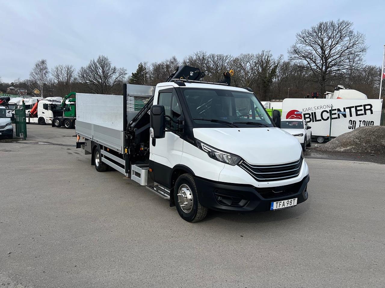 Iveco Daily 72C18 A8 Kranbil Hiab Kran & Z-Lift, Fullutrustad 2023 - &Ouml;vrigt