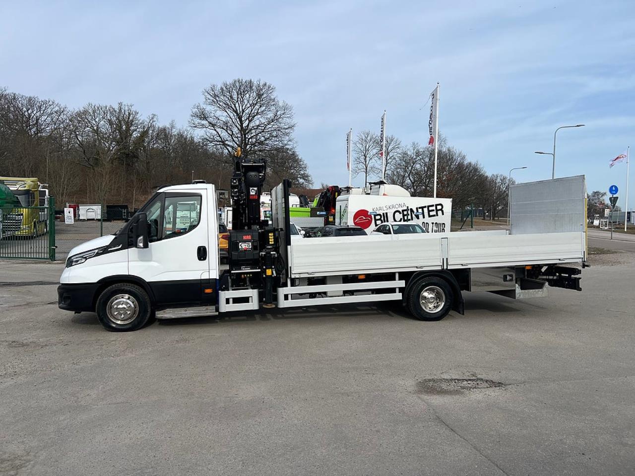 Iveco Daily 72C18 A8 Kranbil Hiab Kran & Z-Lift, Fullutrustad 2023 - &Ouml;vrigt