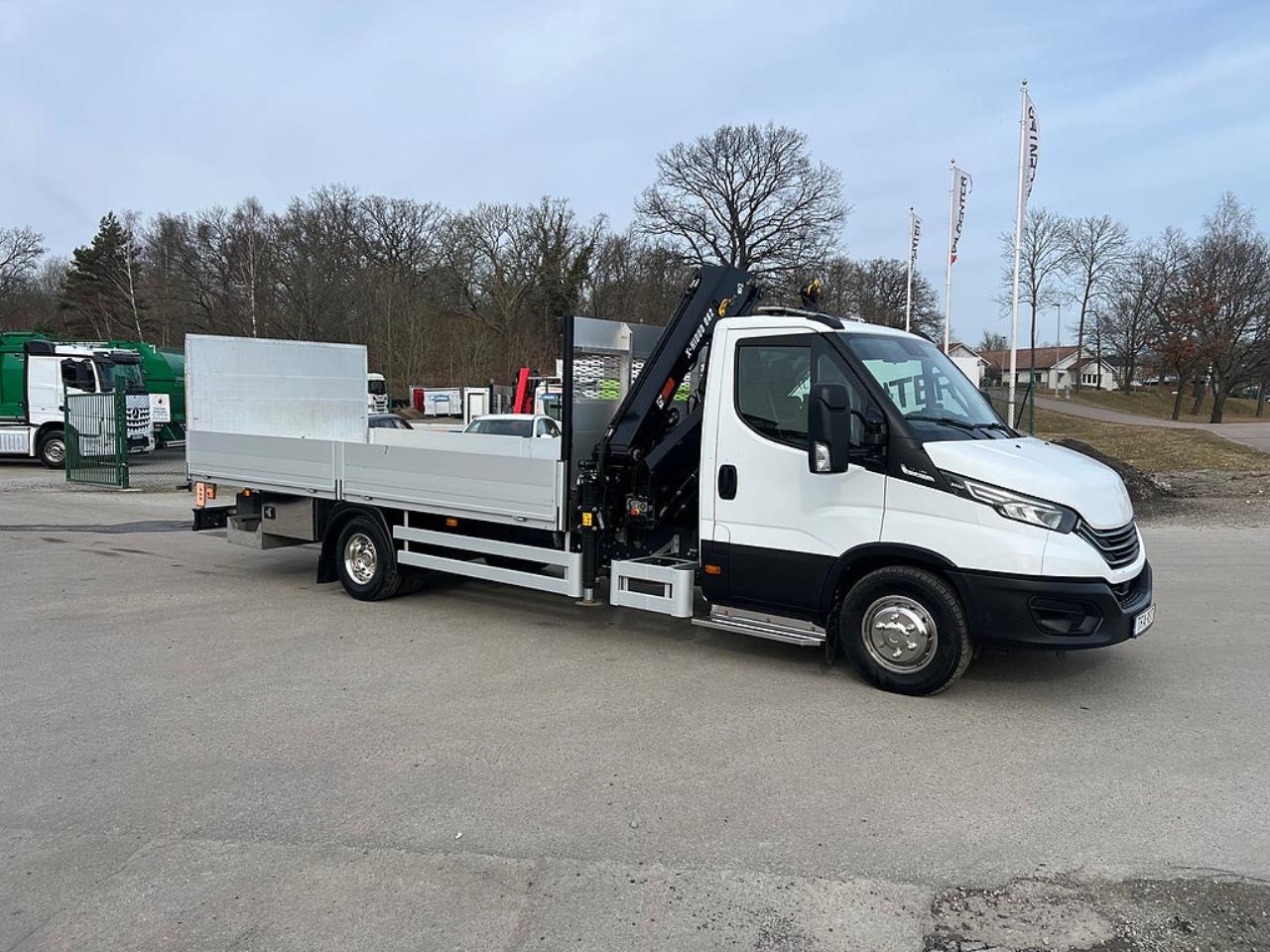 Iveco Daily 72C18 A8 Kranbil Hiab Kran & Z-Lift, Fullutrustad 2023 - &Ouml;vrigt