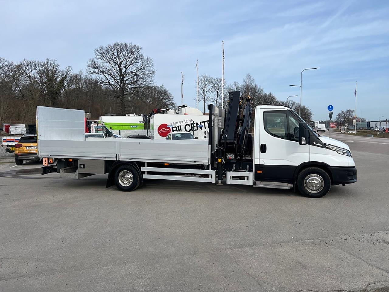Iveco Daily 72C18 A8 Kranbil Hiab Kran & Z-Lift, Fullutrustad 2023 - &Ouml;vrigt