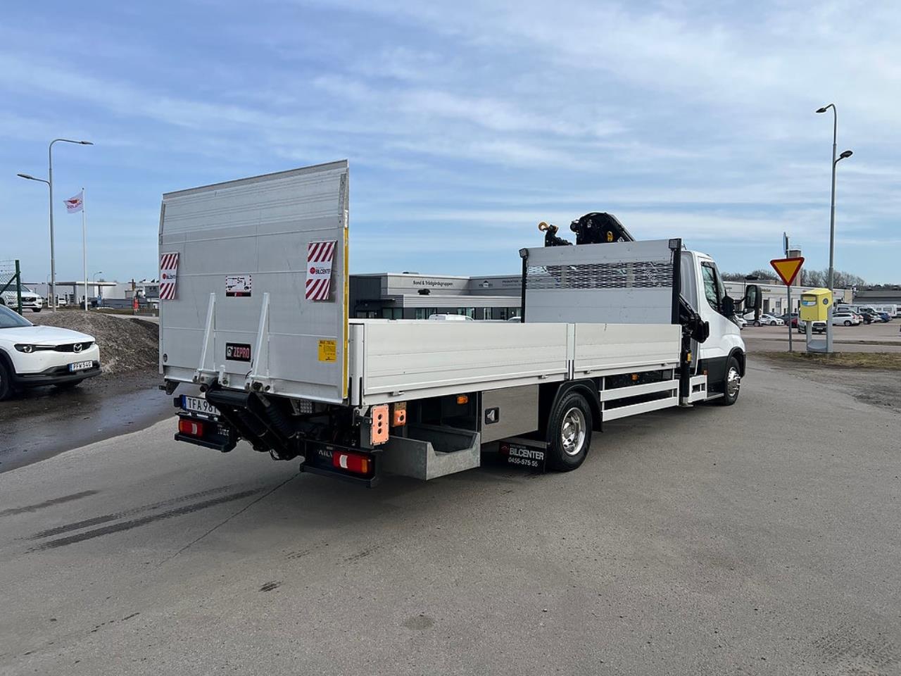 Iveco Daily 72C18 A8 Kranbil Hiab Kran & Z-Lift, Fullutrustad 2023 - &Ouml;vrigt