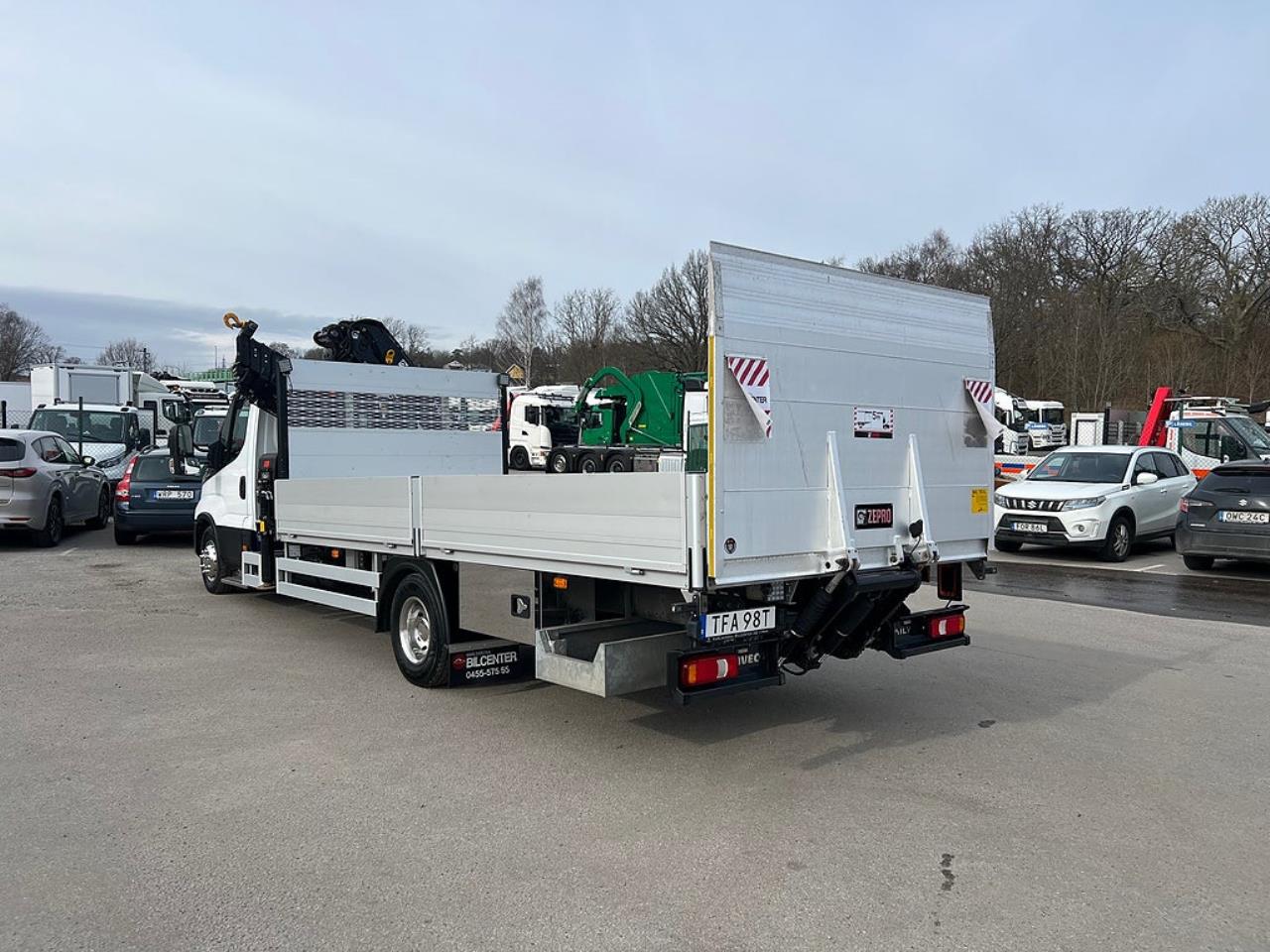 Iveco Daily 72C18 A8 Kranbil Hiab Kran & Z-Lift, Fullutrustad 2023 - &Ouml;vrigt