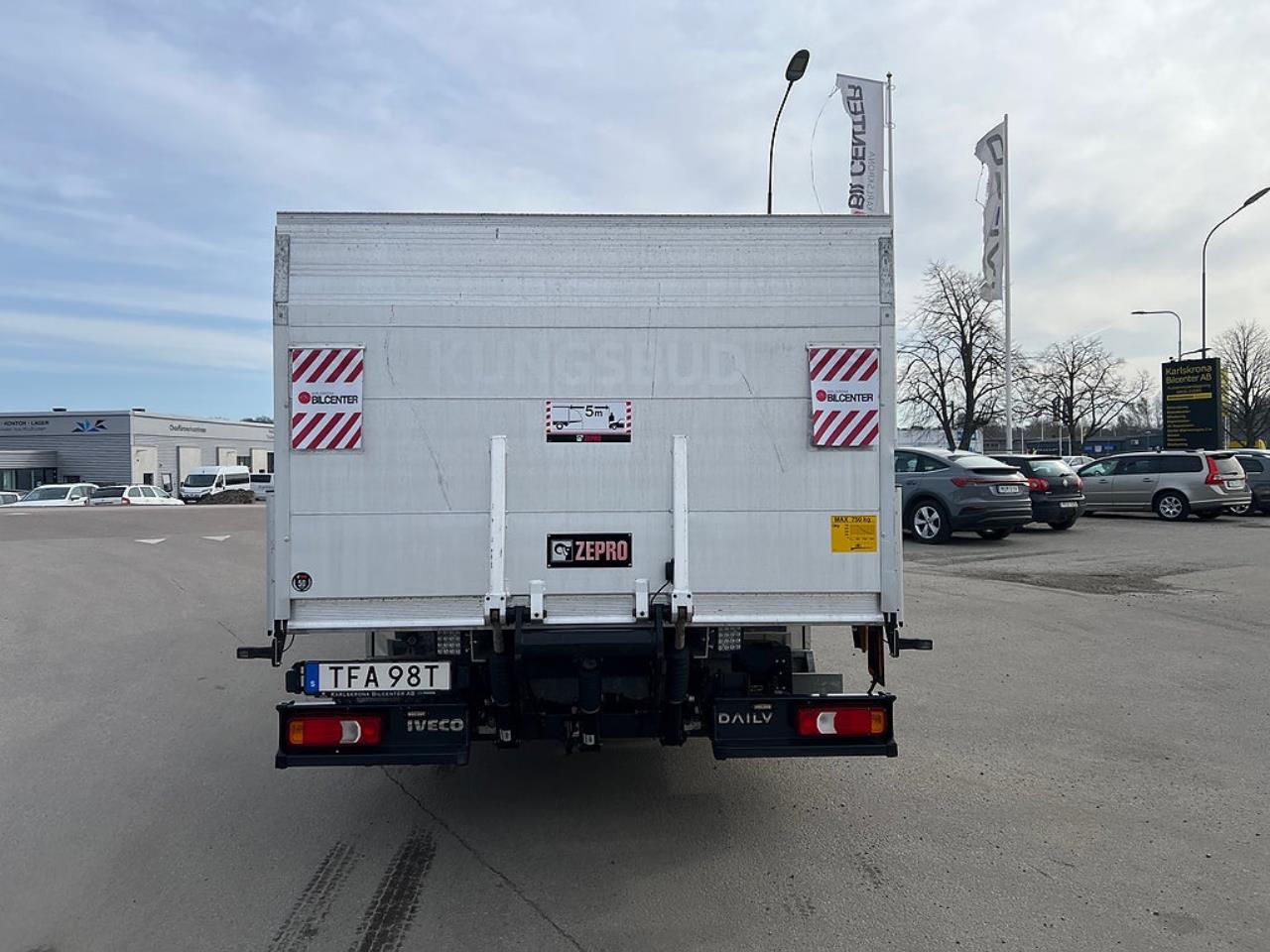 Iveco Daily 72C18 A8 Kranbil Hiab Kran & Z-Lift, Fullutrustad 2023 - &Ouml;vrigt