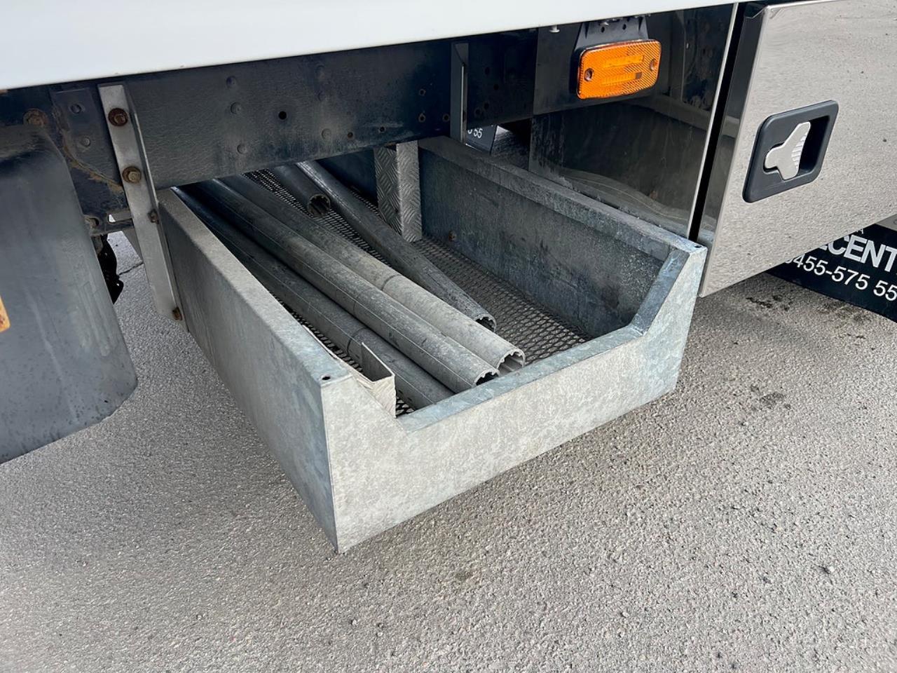 Iveco Daily 72C18 A8 Kranbil Hiab Kran & Z-Lift, Fullutrustad 2023 - &Ouml;vrigt