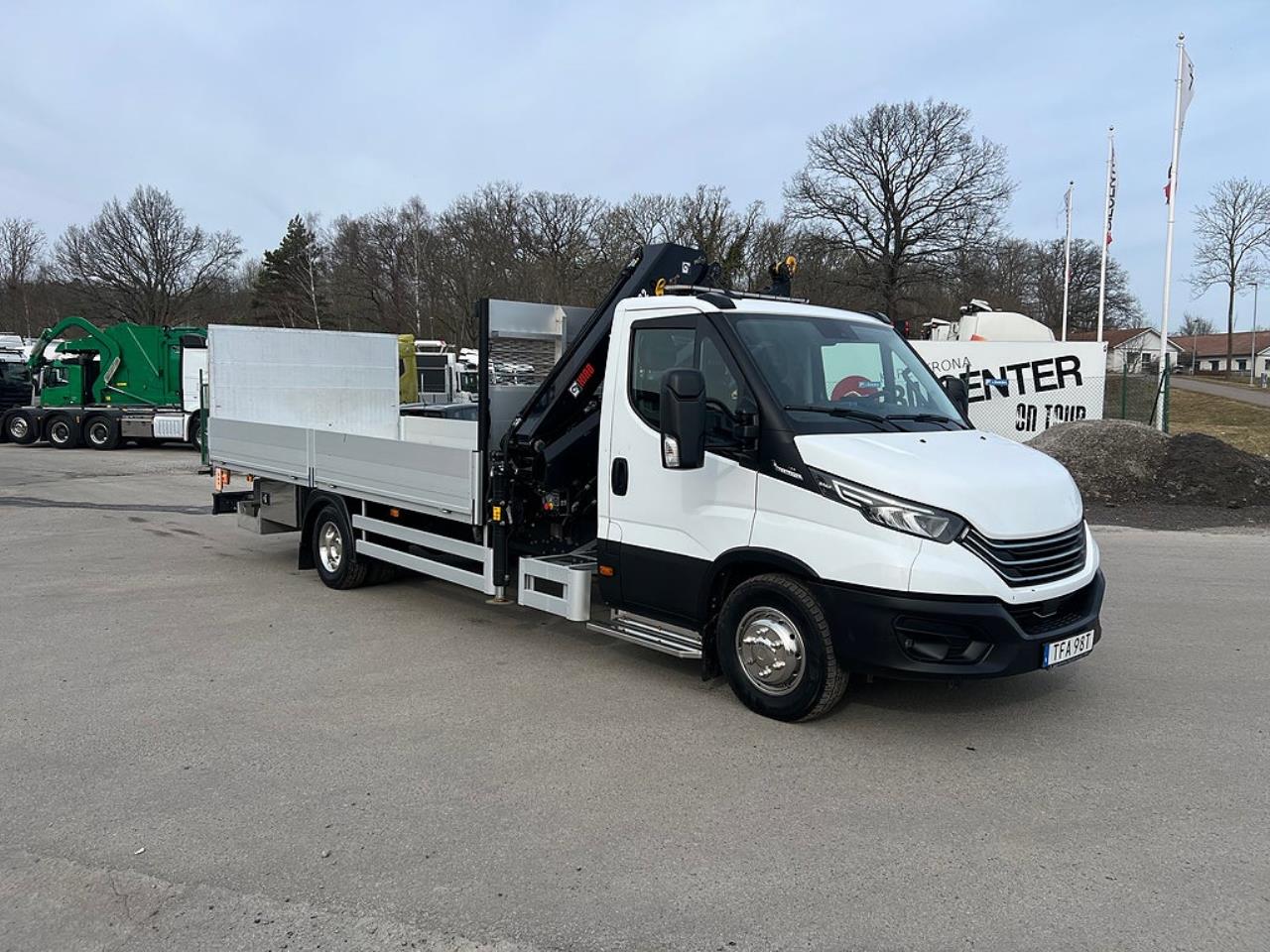 Iveco Daily 72C18 A8 Kranbil Hiab Kran & Z-Lift, Fullutrustad 2023 - &Ouml;vrigt