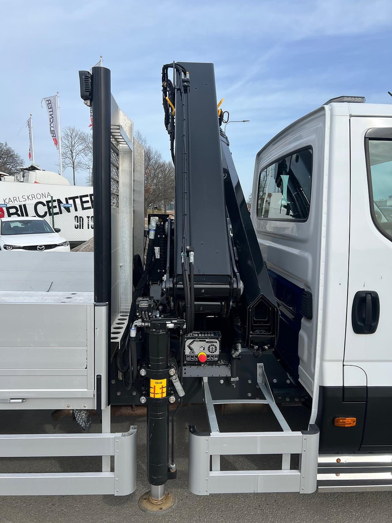 Iveco Daily 72C18 A8 Kranbil Hiab Kran & Z-Lift, Fullutrustad 2023 - &Ouml;vrigt