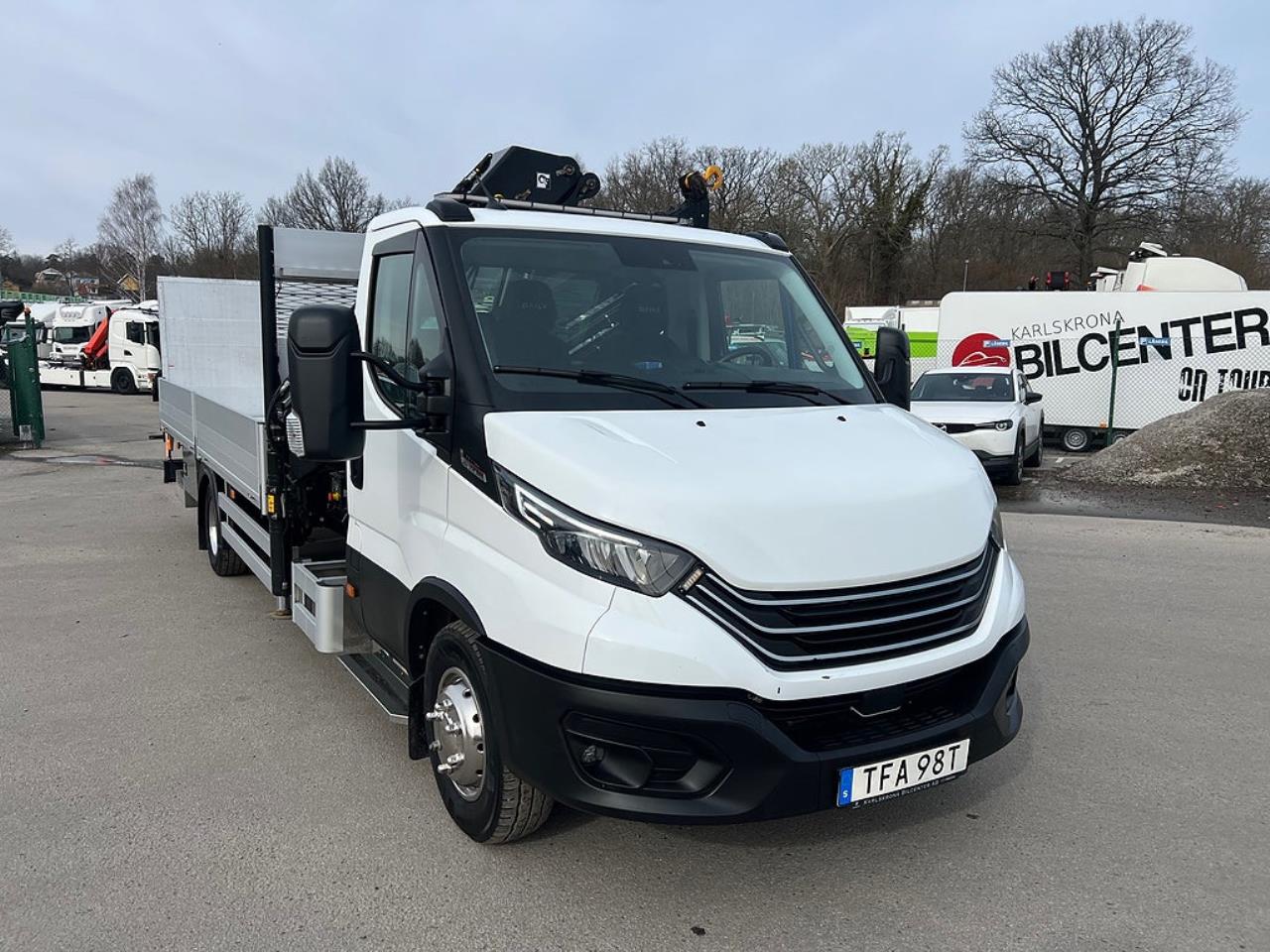 Iveco Daily 72C18 A8 Kranbil Hiab Kran & Z-Lift, Fullutrustad 2023 - &Ouml;vrigt
