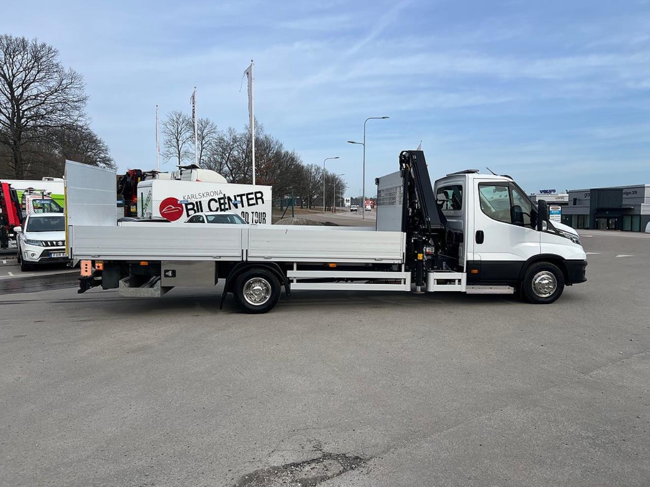 Iveco Daily 72C18 A8 Kranbil Hiab Kran & Z-Lift, Fullutrustad 2023 - &Ouml;vrigt