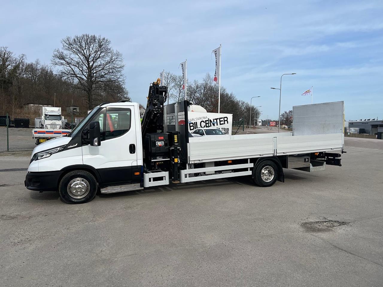Iveco Daily 72C18 A8 Kranbil Hiab Kran & Z-Lift, Fullutrustad 2023 - &Ouml;vrigt
