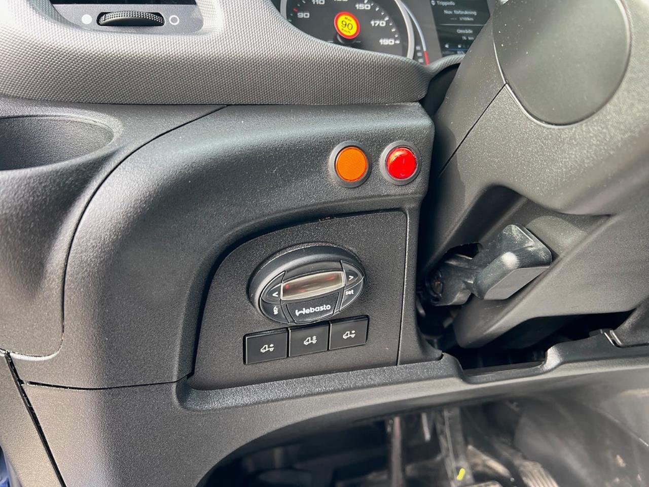 Iveco Daily 72C18 A8 Kranbil Hiab Kran & Z-Lift, Fullutrustad 2023 - &Ouml;vrigt