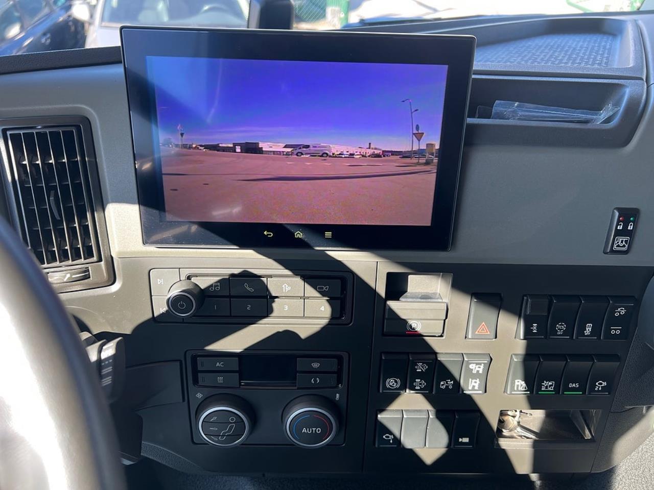 Volvo FM13 500 Kranv&auml;xlare Palfinger 34002 Kran & Fj&auml;rrstyrd 2024 - Kran