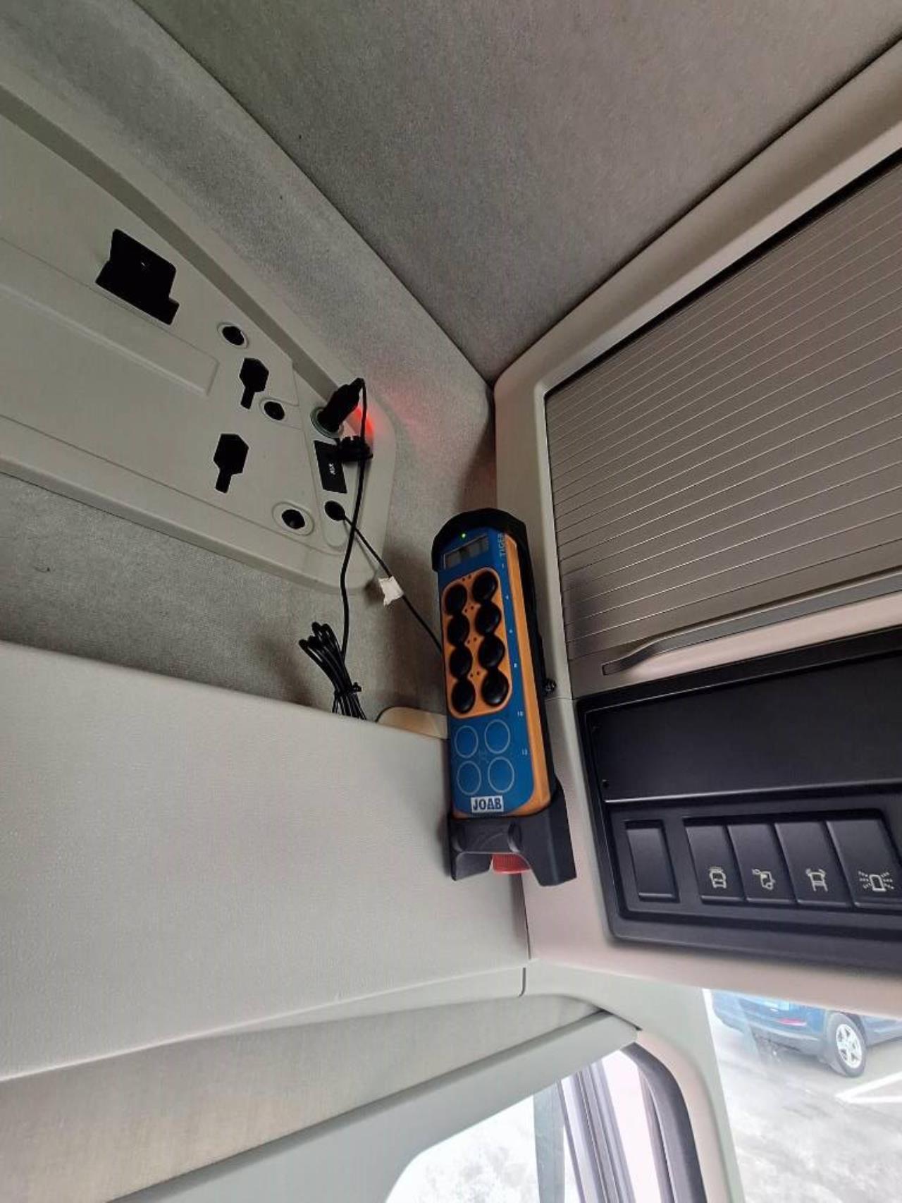 Volvo FH16 Lastv&auml;xlare Volvo Fh16 550 8x4 4 2020 - Krok/Lastv&auml;xlare