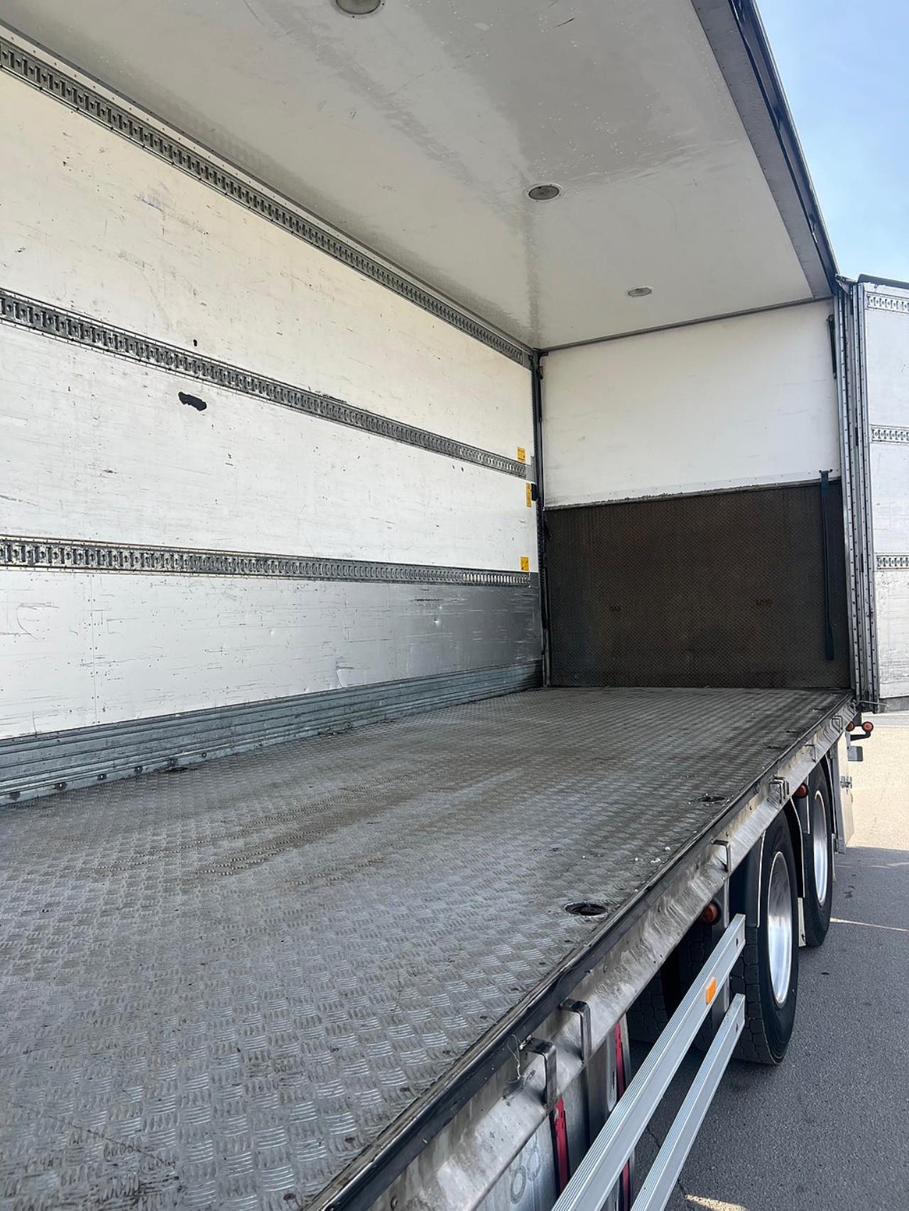 Scania R500 V8 6x2 Sk&aring;pbil, &Ouml;ppningsbarsida 2007 - Sk&aring;p