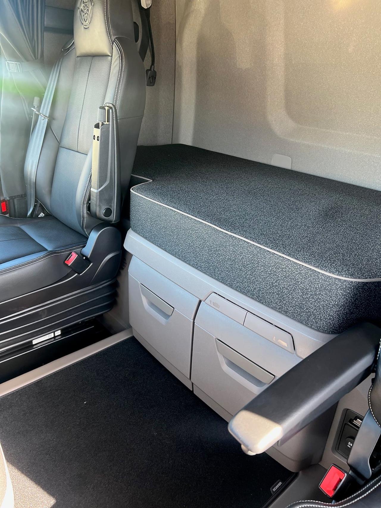 Scania R560 6x2*4 Kylbil / Frysbil &Ouml;BS, Norfrig 2026 - Sk&aring;p isolerat